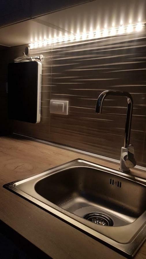 Monika Apartment 티바트 외부 사진
